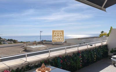 BEAUTIFUL, MODERN FLAT WITH A SPACIOUS TERRACE AND SEA VIEWS